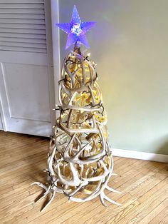 this antler Christmas tree is well built. I promise it won't fall apart it stands 41" tall and 48" with the star.  it all lights up and you won't be disappointed if your looking for quality you found it thanks. please contact me to figure out shipping it can be freighted. How To Make A Deer Antler Christmas Tree, Deer Antler White Christmas Tree, Deer Antler Christmas Tree, Rustic Christmas Tree Topper With Antlers, Deer Antler Christmas Tree Topper, Deer Antler Tree Topper, Antler Christmas Tree, Antler Christmas, Antler Crafts