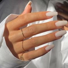 Wedding Nails Color, Nails For Tanned Skin, Ongles Beiges, Money Nails, Milky Nails, Squoval Nails, Nice Hair