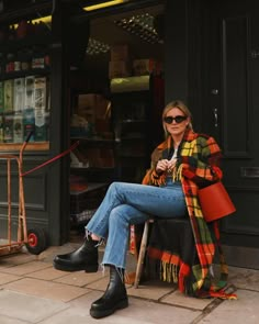 Fashion Me Now, Lucy Williams, Cool Coats, Fall Winter Outfits, Outfits Casuales, Autumn Winter Fashion, Paris Fashion Week