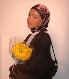 Somali Girls Hijab, Street Hijab, Hijabi Outfit, Street Hijab Fashion, Fashion Modest, Modern Hijab Fashion, Modest Fashion Hijab