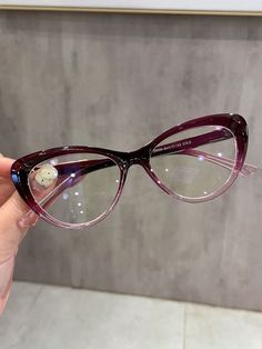 Specs Frames Women, Cat Glasses Frames, Glasses Frames For Girl, Unique Glasses Frames, Glasses Fashion Eyewear, Classy Glasses, Glasses Frames Trendy, Fancy Glasses, Glasses Inspiration