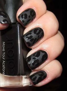 13. Black Leopard Manicure For Short Nails #blacknails #beauty #trendypins Cheetah Nail Designs, Black Nail Designs, Cute Acrylic Nails