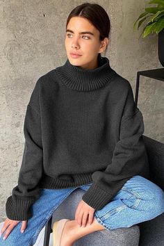 Casual Soft Knit Turtleneck With Funnel Neck, Oversized Fall Turtleneck, Oversized High Neck Turtleneck For Fall, Oversized Soft Knit Casual Turtleneck, Casual Oversized Soft Knit Turtleneck, Trendy Oversized Soft Knit Turtleneck, Trendy Chunky Knit Turtleneck For Winter, Oversized Turtleneck For Cold Fall Weather, Winter Solid Chunky Knit Turtleneck