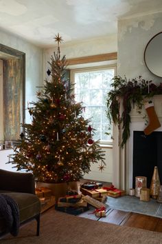 a decorated christmas tree in a living room