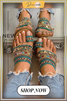 Ethnic Boho Style Toe Ring Sandals Moda Hippie, Boho Chique, Boho Mode, Toe Ring Sandals, Estilo Hippie, Stil Boho, Casual Chique, Boho Sandals, Mode Boho