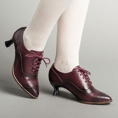 Category:Oxfords,Sandals; Upper Materials:Faux Leather; Season:Spring   Fall; Heel Type:Kitten Heel; Gender:Women's; Style:Elegant,Fashion,Casual,Vintage; Heel Height(inch):1-2; Outsole Materials:MD (Phylon); Occasion:Party,Daily; Pattern:Cut-out; Listing Date:09/27/2023; 2023 Trends:Vintage Shoes,Plus Size,Brogue; Foot Length:; Foot Width:; SizeChart1_ID:2:184043; Heel Height:Mid Heel Edwardian Shoes, American Duchess, Shoes Party, Oxford Brogues, Leather Cuts, Plus Size Vintage, Pump Sandals, Vintage Shoes, Womens Oxfords