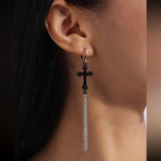 This Unique Pair Is A Wonderful Addition To Your Wardrobe And Your Style; Sure To Get Lots Of Compliments! Great For Halloween Or Anytime! Gsun4e50m00n845 Gothic Medieval, Skull Fire, Boho Drop Earrings, Medieval Style, Tassel Drop Earrings, Medieval Fashion, Heart Drop Earrings, Pink Stars, Flower Earrings Studs