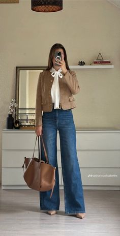 Professional Denim Outfit, Basic Retro Outfits, 61 Degree Weather Outfit, Catholic Church Outfit For Women, Winter Outfits For The Office, Classy Outfits For Women Winter, Modest Jean Outfits, Work Aesthetic Outfit, Decent Outfits For Women