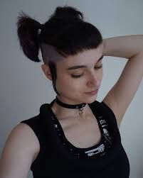 Hair Half Shaved, Shaved Long Hair, Oc Hair, Gender Euphoria, Hair References, Undercut Long Hair, Shaved Hair Cuts, Half Shaved Hair, Half Shaved