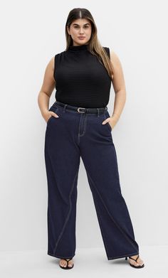 Both curve-loving and trendy, the Harley Kyla Wide Leg Jean is just begging to be worn. Made with stretch cotton blend fabrication and high denim fibre, you're sure to reach for this piece for years to come. Compete with a high rise style, fit and flatter your curves endlessly with these jeans. Key Features Include: - The perfect fit for an hourglass figure - Belt looped semi elasticated waistband - High rise - Side pockets - Single button and fly fastening - Inside leg seam detailing - High den