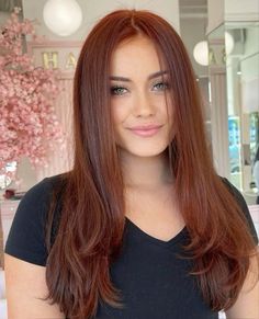 Monica Belluci Red Hair, Red Hair For Olive Skin, Copper Hair Olive Skin, Red Hair Olive Skin, Ginger Brown Hair, Hair Colour For Green Eyes, Brown Hair Inspiration, Red Hair Blue Eyes