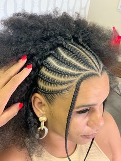 Cornrows With Jewels, Frontal Braids, Curly Braided Hairstyles, Cornrows Braids For Black Women, Short Box Braids Hairstyles, Braided Hairdo, Quick Natural Hair Styles, Braided Cornrow Hairstyles, Cute Box Braids Hairstyles