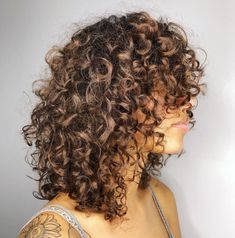 Mid Length Curly Hairstyles, Layered Curly Haircuts, Naturally Curly Hair, Medium Curly Hair Styles, Curly Hair With Bangs