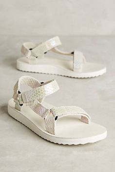 Iridescent Sandals, Jesus Sandals, Teva Original Universal, Latest Sandal, Desert Fashion, Chunky Sandals, Lace Up Sandals