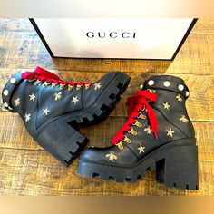 *Rare* Gucci Black Leather Bee Embroidered Pearl Combat Boot Size 39 1/2 Used In Great Condition/ Very Comfortable. I Usually Wear A Size 10 Us In Boots To Leave Extra Room For Socks But These Ran Big So The 9.5 Fit Perfectly. I Purchased These At The Gucci Store In Aspen! Gucci Store, Combat Boot, Extra Room, Gucci Black, Gucci Shoes, Moto Boots, Aspen, Combat Boots, Black Leather