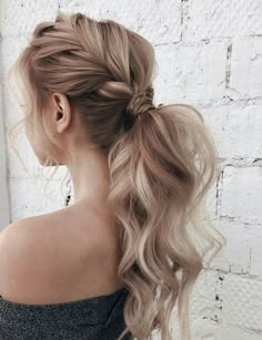 Up Ponytail, Loose French Braids, Fishtail Braids, Simple Prom Hair, French Braid Hairstyles, Loose Braids, A Ponytail, Prom Hairstyles For Long Hair, Penteado Cabelo Curto