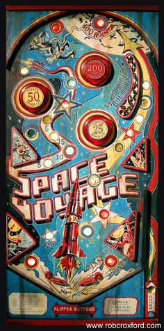 an old style pinball machine with the words space voyage on it