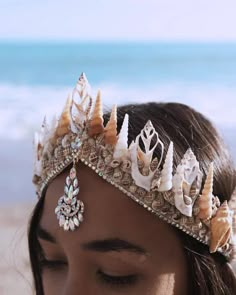 Mermaid Tiara, Seashell Crown, Shell Crowns, Siren Song, Mermaid Crown, Smink Inspiration, Mermaid Life, Head Jewelry, Mermaid Costume