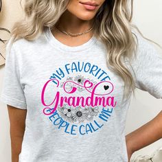 Celebrate your grandma's love with our "My Favorite People Call Me Grandma" T-shirt! Perfect for any loving grandmother, this shirt features a beautiful floral design and charming typography.  📌 Premium Quality: Made from soft, breathable cotton for maximum comfort and durability. 📌 Personalized Touch: Customizable with names, making it a unique gift tailored just for her. 📌 Heartfelt Design: Decorated with lovely floral patterns and warm, affectionate text. 📌 Versatile Wear: Perfect for cas Best Grandma, My Favorite People Call Me, Grandma Birthday, Grandma Shirt, Grandma Shirts, Floral Tee, Gift For Grandma, Grandma Gifts, Design Floral