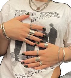 Chunky Ring Aesthetic, A Lot Of Rings On Hand, Nails And Silver Rings, Chunky Silver Rings Aesthetic Grunge, Rings Chunky Silver, Chunky Metal Rings, Chunky Gem Rings, Chunky Ring Set, Chunky Silver Rings Grunge