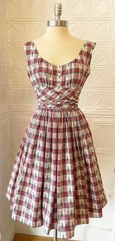 Vintage 1950s Anne Fogarty Tartan Plaid Fit and Flare Day Dress/ 50s Cotton Summer Dress American Look XXS - Etsy Retro Plaid Dresses For Vintage Fashion, Vintage Plaid A-line Dress, Vintage Plaid Dress For Garden Party, Vintage Lined Plaid Dress, Anne Fogarty, Dresses 1950s, Cotton Summer Dress, Cotton Dress Summer, 50s Dresses