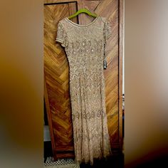 *New With Tags* Adrianna Papell Beaded Gown. Cream And Gold. Beautiful Beaded Gown. Never Worn Adrianna Papell Gowns, Rhinestone Wedding Dress, Metallic Knit Dress, Scalloped Lace Dress, Sequin Sheath Dress, Ruffle Gown, Evening Gown Dresses, Bridesmaid Dress Sizes, Wedding Dress Sizes