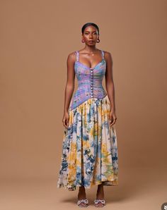 Flay Dresses, Chic Dress Classy, African Dresses Modern, Ankara Gown Styles, African Fashion Modern, African Print Dresses, Classy Dress Outfits, African Clothing Styles