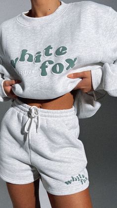 Fox Clothing, Fox Hoodie, Fox Sweater, Aesthetic Hoodie, Cute Lazy Day Outfits, Puff Print, Lazy Day Outfits, Causual Outfits, Cute Comfy Outfits