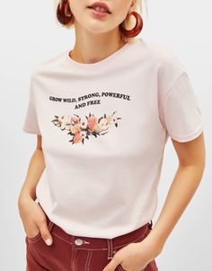 Print Tee Outfit, Ladies Pouch, Shirt Inspiration, Embroidery On Clothes, Shirts Design, Tee Shirt Designs, Boys Clothes Style, Teen Boy, Hippie Outfits