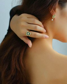 Metal: 18K Gold Plated on Sterling Silver Craft: Enamel Finish Weight: 3.5g Infinite Love, Daisy Ring, Daisy Necklace, Daisy Earrings, Ring Metal, Single Earring, Silver Enamel, Polish Jewelry, Gemstone Bracelets