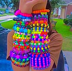 Kandi Kidcore, Kidcore Jewelry Diy, Bracelet Kidcore, Kidcore Bracelet Boogzel Apparel, Kidcore Necklace, Scene Kandi, Festival Aesthetic, Pony Bead Bracelets, Diy Kandi Bracelets