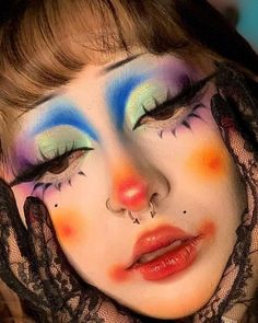 Funky Halloween Makeup, Jester Eye Makeup, Halloween Makeup Clown Cute, Clown Makeup Traditional, Makeup Looks Full Face Crazy, Halloween Makeup And Costumes, Tie Dye Face Paint, Best Halloween Makeup Looks, Glow In The Dark Clown Makeup