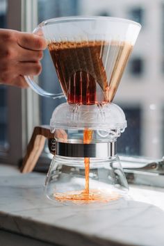 Brewing Clever Dripper coffee Clever Dripper, Clever Coffee, Brewing Coffee, Coffee Dripper, Moka Pot, Coffee Uses, Coffee Brewer