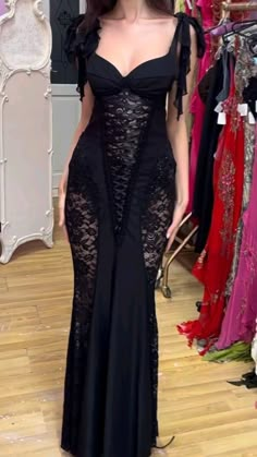 Black Prom Dress Lace, Dm Outfits, Rich Closet, Kawaii Alt, Prom Dress Lace, Textile Fashion, One Shoulder Prom Dress, Mermaid Evening Gown, Black Prom Dress