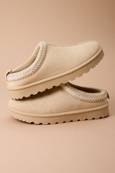 This embroidered clog slipper offers cozy comfort with its plush lining and beautiful embroidery. Designed with a suede sturdy sole, these slippers provide both warmth and durability for indoor and outdoor wear. Comfy Mom Outfits, Slippers Online, Bow Shop, Clog Slippers, Outdoor Slippers, Platform Slippers, Altard State, Altar'd State, Outdoor Wear