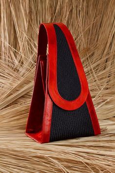 Black & Red handbags-demurebyj.com | Architect's Fashion Quilted Wallet, Red Handbag, Quality Handbags, Gucci Bags, Diy Bag, Beautiful Bags, Bago