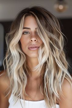 #BlondeHairGoals #BlondeTransformation #HairMakeover #BlondeBeauty #BlondeAmbition #HairInspo #BlondeBombshell #BlondeJourney #NewHairWhoDis #BlondeVibes #HairTransformation #BlondeLife #BlondeHighlights #BlondeObsessed #BlondeMagic Smudged Root Blonde, Blended Roots Blonde, Balayage Blonde Long, Balayage Curtain Bangs, Contrast Hair, Icy Blonde Balayage, Crew Cut Haircut, Blond Beige, Blonde Hair Goals