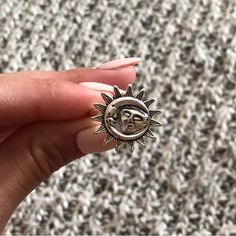 This Silver Moon And Sun Ring Is In Great Condition! Never Worn. Moon And Sun Ring, Sun And Moon Ring, Sun And Moon Rings, Sun Ring, Moon And Sun, Moon Ring, Ring Color, Silver Moon, Sun And Moon