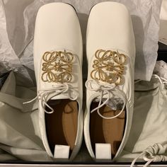 Purchased From Ssense Never Worn Only Minor Scratches At The Left Sole With Two Dust Bags And Box Loewe Shoes, Patent Leather Ballet Flats, Ballerina Pumps, Steal Her Style, Black Leather Flats, Leather Slippers, Leather Ballet Flats, White Flats, Flat Espadrilles