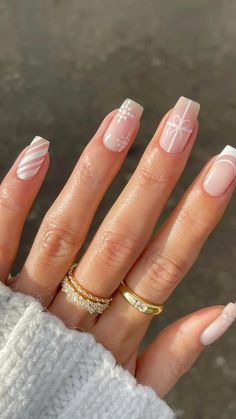 Unghie Nail Art, Milky Nails, Winter Nails Acrylic, Nagel Tips, Christmas Nails Easy, Christmas Gel Nails, Christmas Nails Acrylic, Acrylic Nails Coffin Short