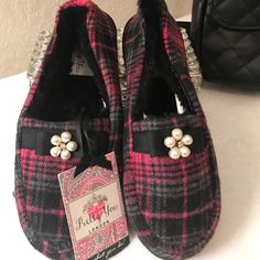 Nwt And In Original Bag. Super Cute Princess Slippers.. Comfy Comfy Comfy! Princess Slippers, Slippers Comfy, Shoes Princess, Cute Princess, Original Bags, Pink Black, Black Pink, Slippers, Super Cute