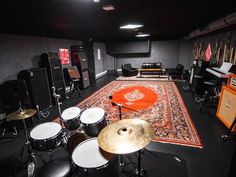 Bonus Room Music Studio, Music Rehearsal Room Design, Music Jam Room, Rehearsal Room Design, Music Rehearsal Room, Band Rehearsal Room, Band Practice Room, Music Practice Room, Room Recording Studio