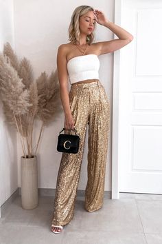 Gold Glitter Pants Outfit, Gold New Years Outfit, Gold And Black Outfits Women, Long Prom Nails, Glitter Pants Outfit, Sequin Trousers Outfits, Bachelorette Fits, Nails Acrylic Prom