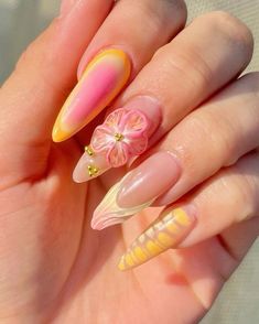 Yellow Pink Nails, Summer Nails Hibiscus, 3d Floral Nails, Hibiscus Flower Nails, Hibiscus Nail Art, Hibiscus Nails, Summer Hibiscus, Trending Aesthetic