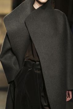 hermès fall 2014. Outer Wear, Work Style, Winter Coats, Dark Fashion, Looks Style, Elie Saab, Clearance Sale