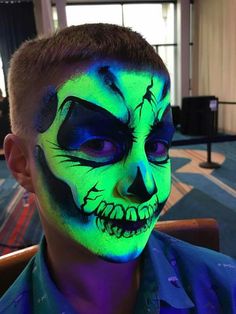 Guy Face, Makeup Neon, Face Paintings, Facepaint, Cosplay Makeup, Creative Makeup, Male Face, Body Painting