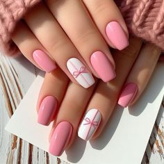 Acrylic Pink Nails Ideas, Cute And Simple Nail Art, Pretty Pink Nail Designs, Nail Ideas Acrylic Simple, Nails Design Ideas Pink, Pink Nail Art Simple, Pale Pink Nails With Design, Pretty Pink Nails Design, Pretty Pink Nails Acrylic