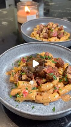 Alex Hughes | Fitness & Food on Instagram: "The final most popular recipe was this gorgeous cajun steak pasta way back in March! Still one of our favourites to date 🫶🏼 who’s had a go of this one? ⬇️💕

‼️P.S. Want more easy recipes like this? Grab my new cookbook, Low-Cal Kitchen Bangers, through the link in my bio! 🥳💕

Ingredients (serves 2):
200g sirloin steak
Cajun seasoning
Smoked paprika
Salt 
Pepper 
120g dry pasta
Tsp garlic puree
Diced small white onion
Diced small red pepper
70g reduced fat garlic herb cream cheese 
150ml pasta water 
Crumbled beef stock cube 
10g grated parmesan 
3 sprigs of parsley chopped 

💗Season the steak on both sides with a tsp cajun seasoning, smoked paprika, salt and pepper. Pan fry on both sides for 1.5 minutes for medium rare (dependent on thickne