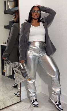 Metallic Blazer Outfit, Silver Outfit, Silver Outfits, Dressy Attire, Casually Chic, Blazer Outfit, Causal Outfits, Fashionable Clothes, Content Ideas