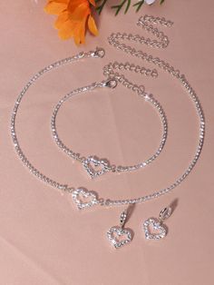 Free Returns ✓ Free Shipping✓. 4pcs Rhinestone Heart Decor Jewelry Set- Women Jewelry Sets at SHEIN. قلادات متدلية, Heart Jewelry Set, Inexpensive Jewelry, Rhinestone Jewelry Set, Pretty Jewelry Necklaces, Jewelry Accessories Ideas, Girly Accessories, Jewelry Fashion Trends, Classy Jewelry